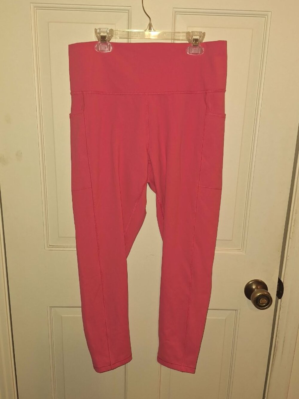 RBX Hot Pink Athletic Capri. Size XL